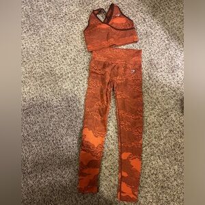 Gymshark set- leggings (XS) and sports bra (S)